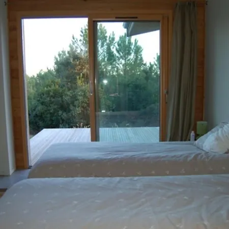 Spacieuse En Bois Exotique - 10 Pers. - Fr-1-878-69 빌라