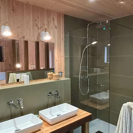 Spacieuse En Bois Exotique - 10 Pers. - Fr-1-878-69 빌라 몰리엣젯마